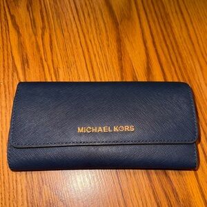 Michael Kors Bifold Wallet